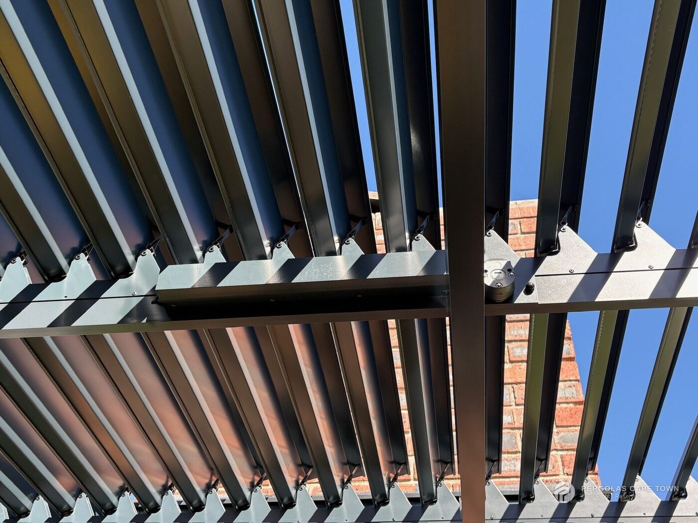 Close-up of aluminium louvre blade detail showing build quality
